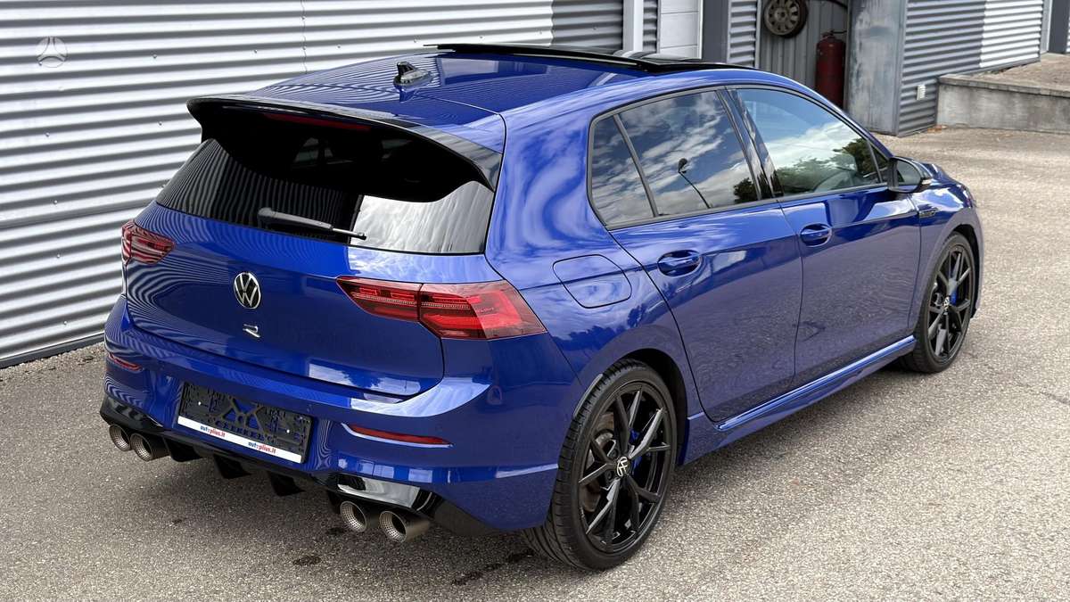Volkswagen Golf - 2