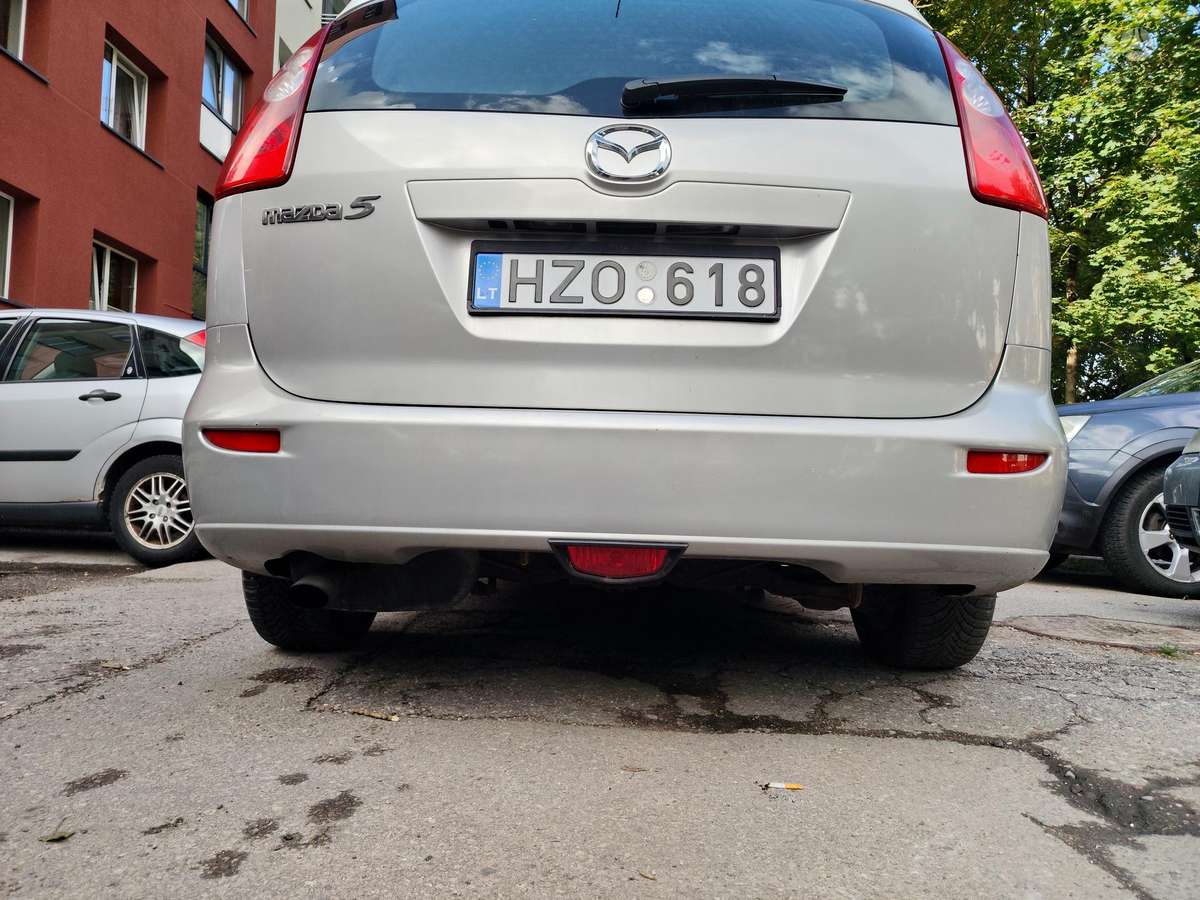 Mazda 5, 2.0 l., Минивэн