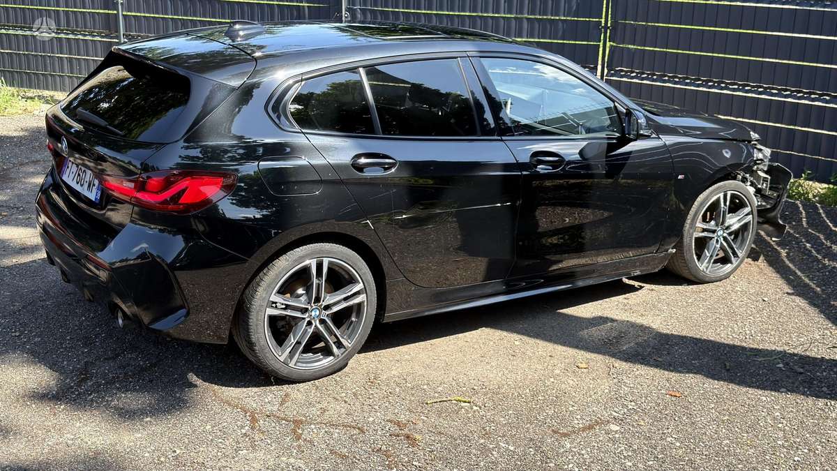 BMW 118, 2.0 l., Хэтчбек