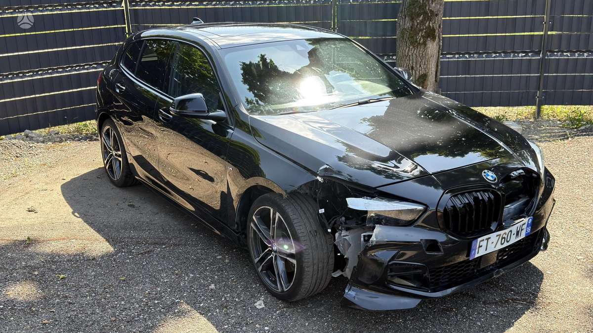 BMW 118, 2.0 l., Хэтчбек