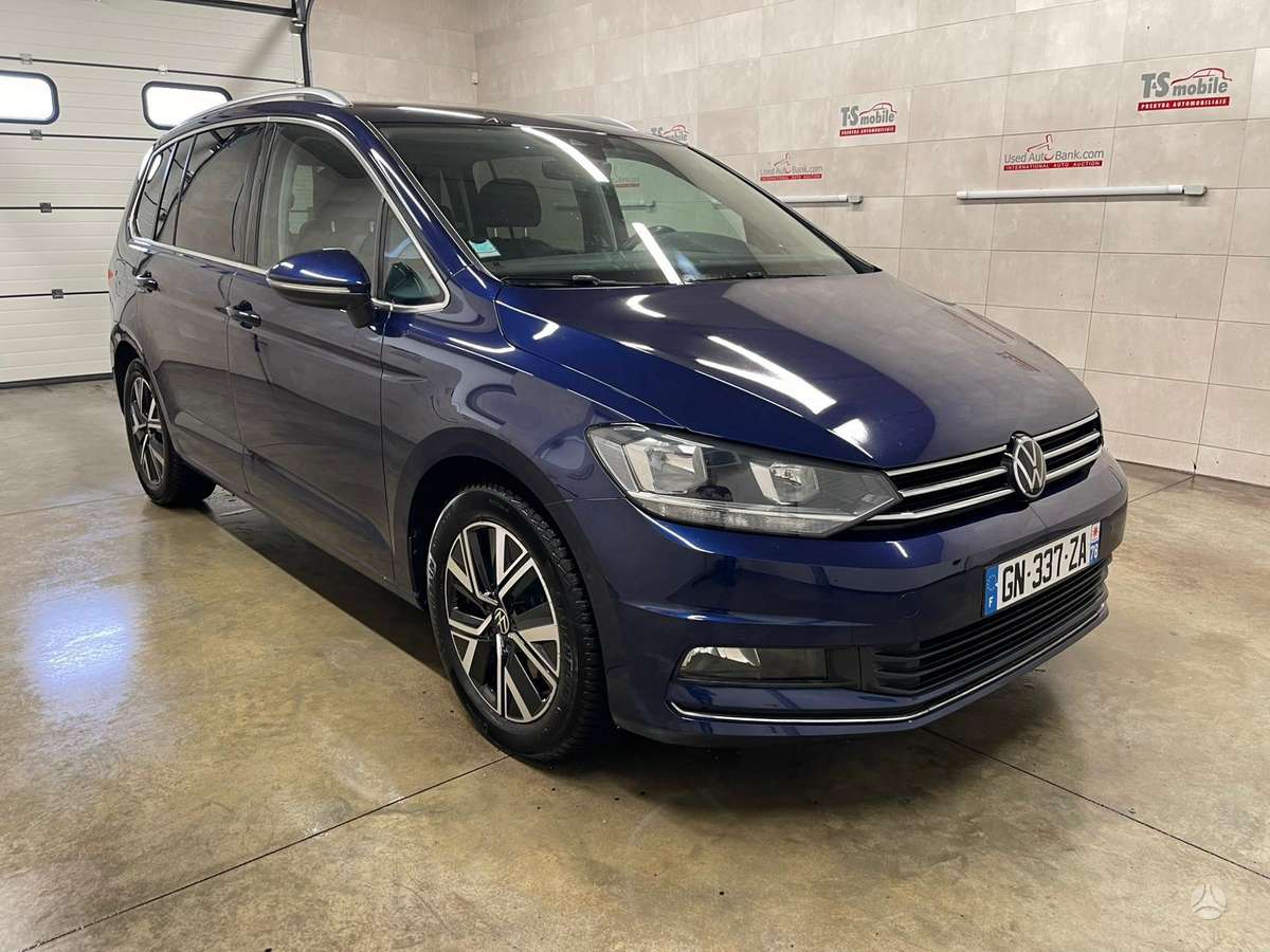 Volkswagen Touran - 3