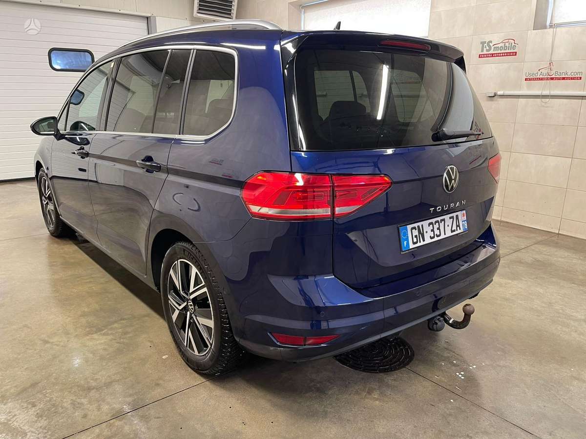 Volkswagen Touran - 6