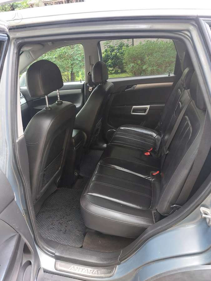 Opel Antara, 2.2 l., off-road / crossover