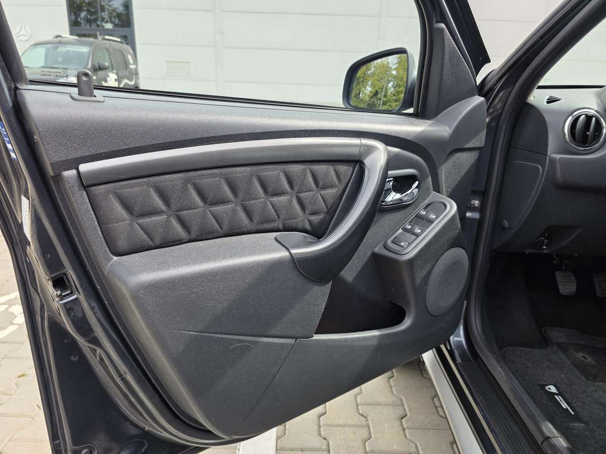 Dacia Duster, 1.2 l., off-road / crossover