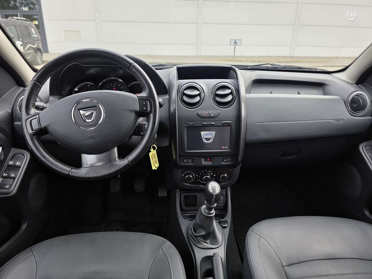 Dacia Duster, 1.2 l., off-road / crossover