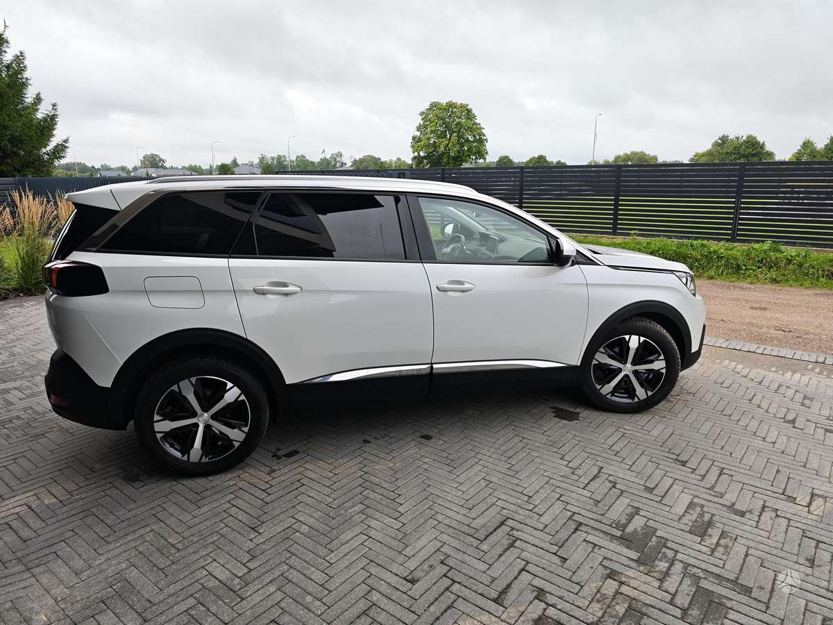 Peugeot 5008 - 7