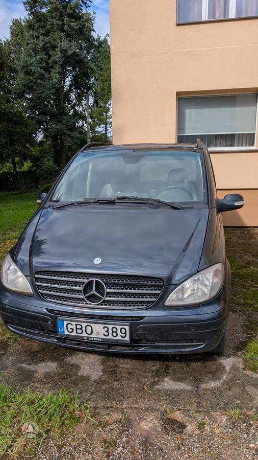 Mercedes-Benz Viano - 1