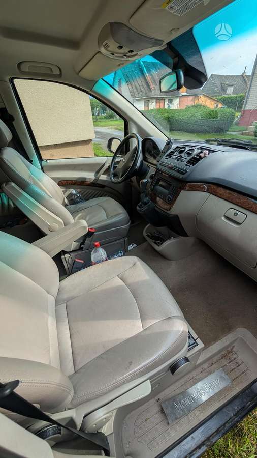 Mercedes-Benz Viano - 4