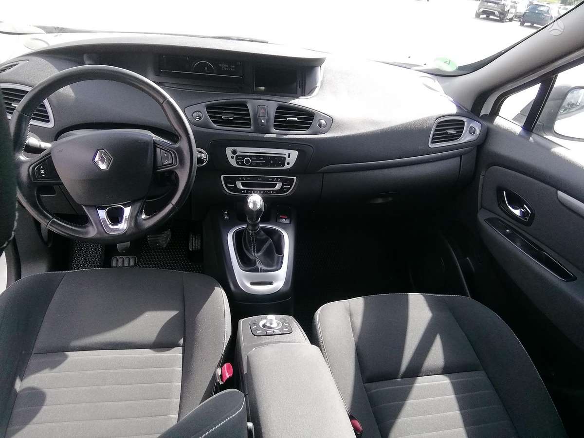 Renault Scenic, 1.2 l., Минивэн