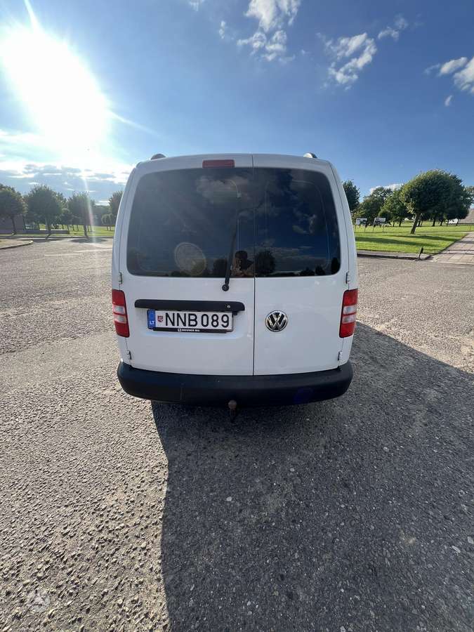 Volkswagen Caddy Maxi - 4