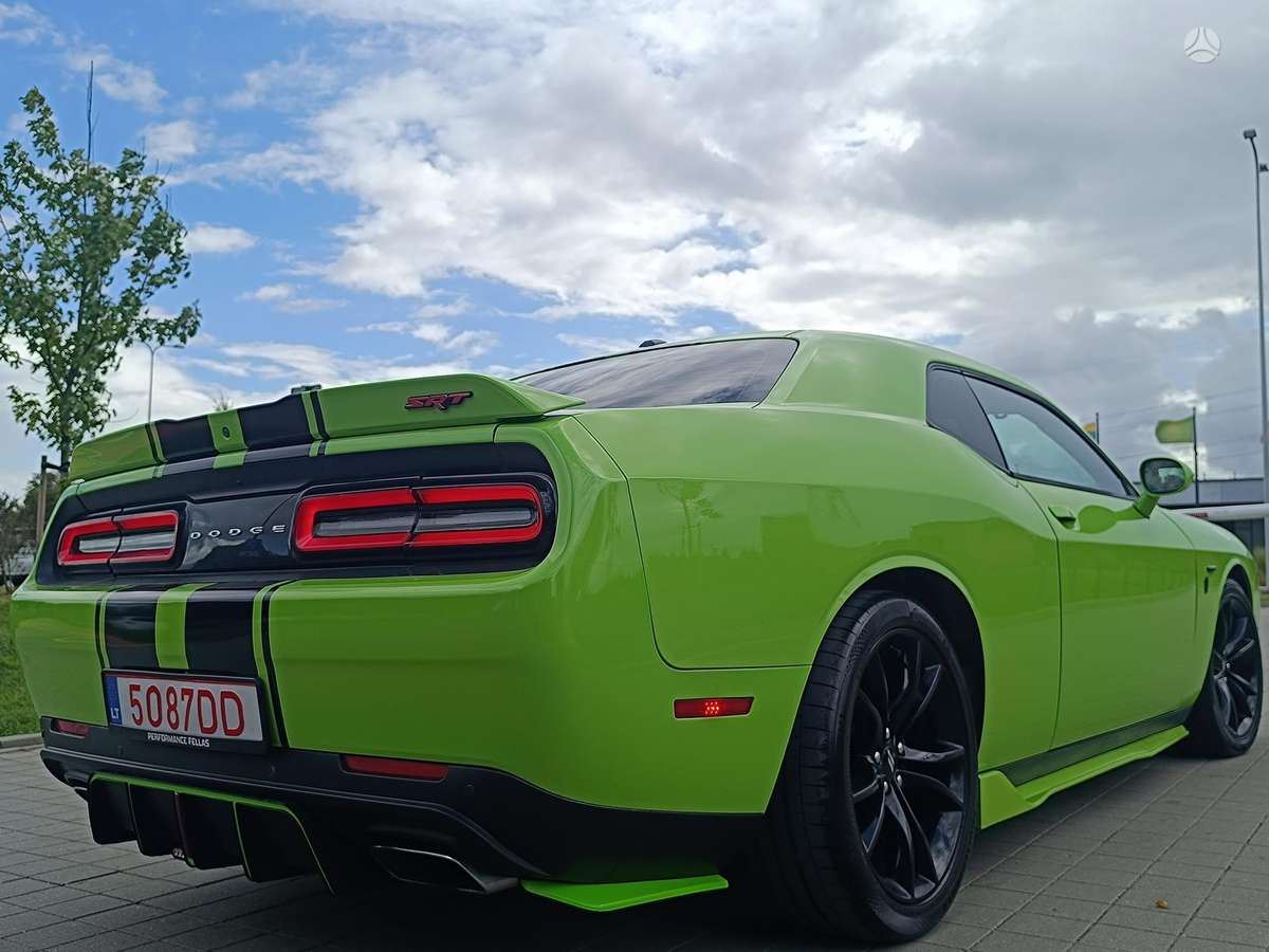 Dodge Challenger, 5.7 l., Купе (coupe)