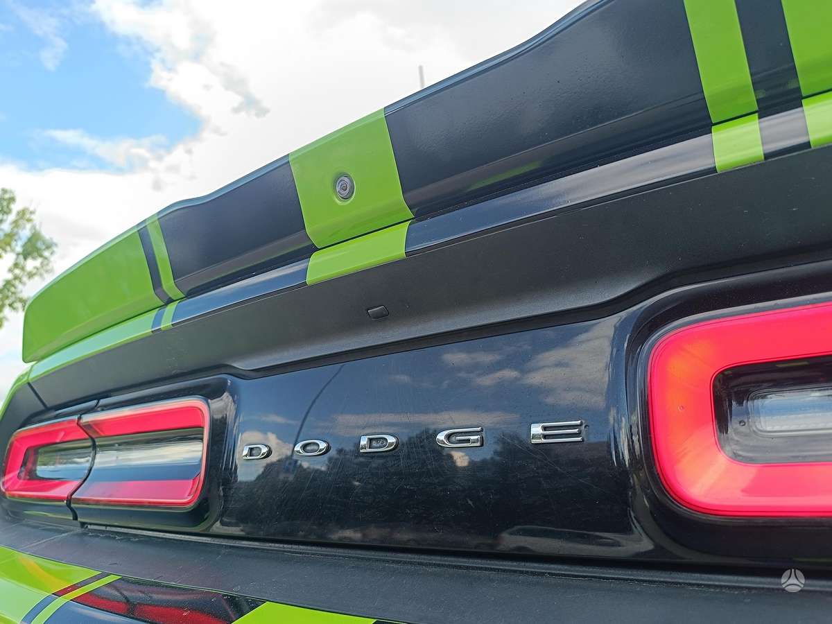Dodge Challenger, 5.7 l., Купе (coupe)