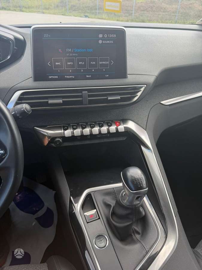 Peugeot 3008 - 10