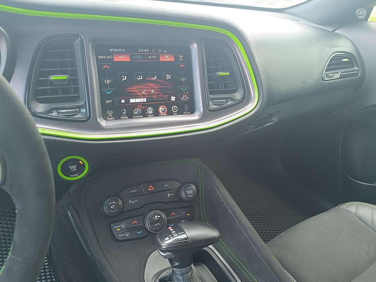 Dodge Challenger, 5.7 l., coupe