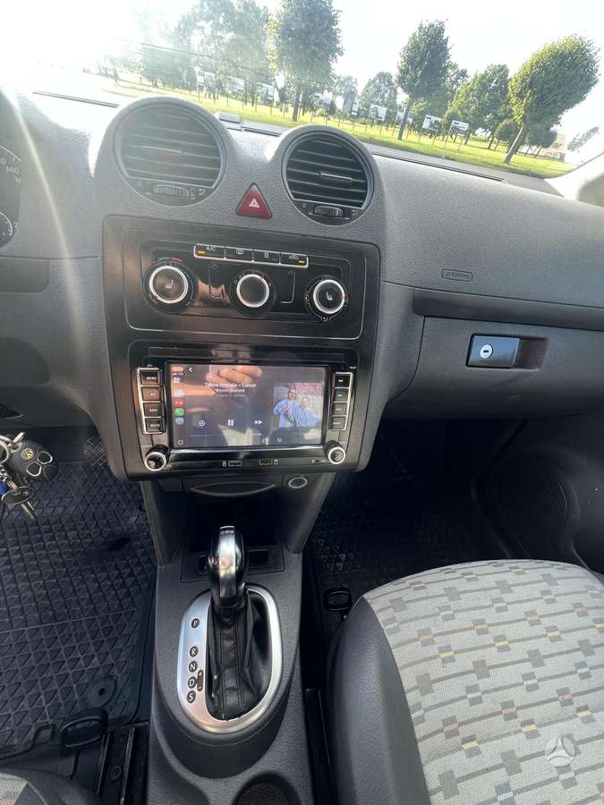 Volkswagen Caddy Maxi - 11