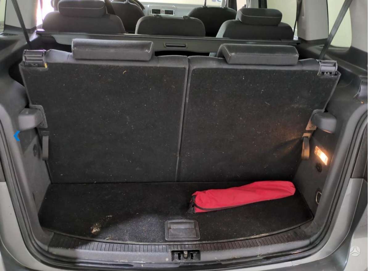 Volkswagen Touran - 7