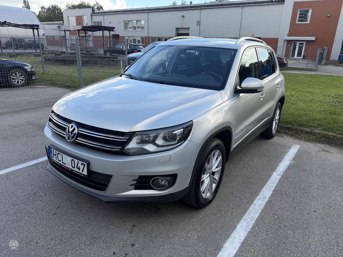 Volkswagen Tiguan - 4