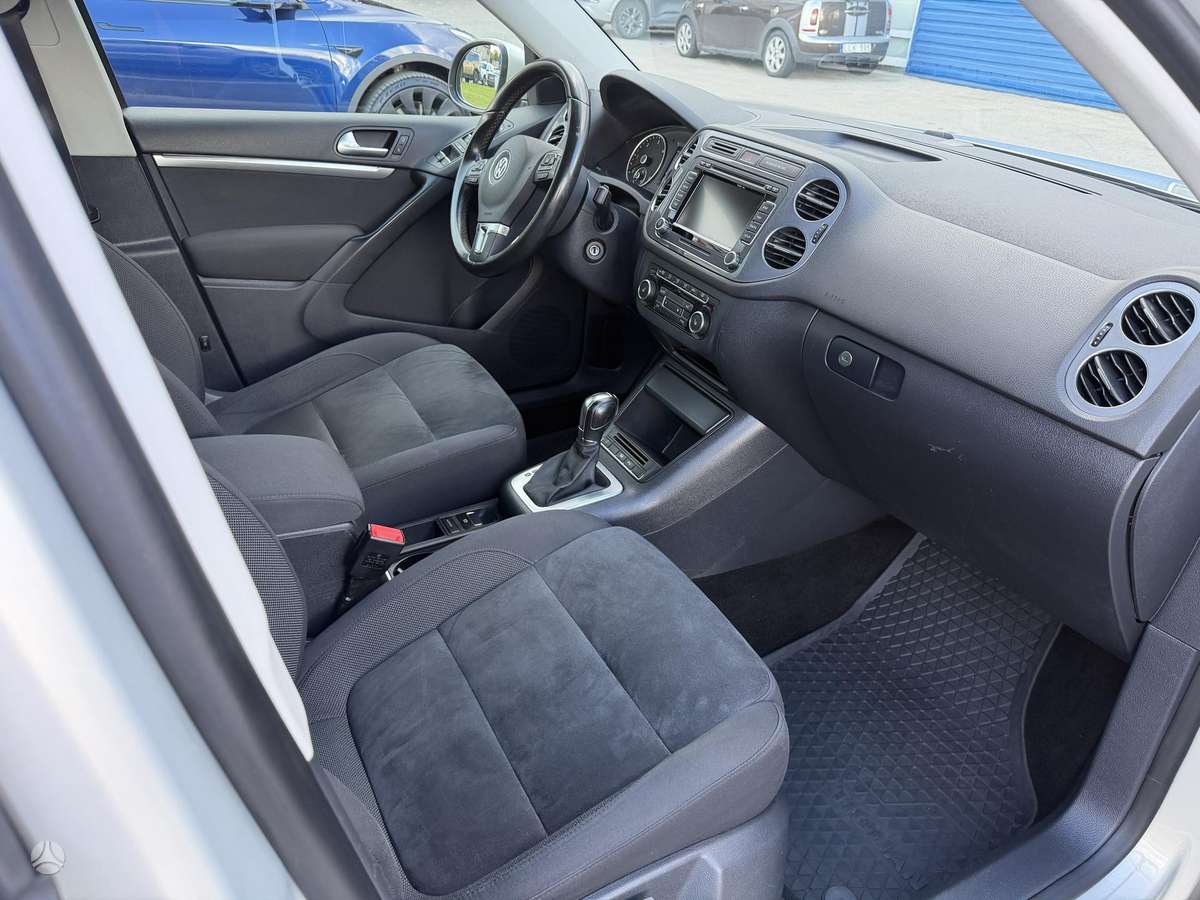 Volkswagen Tiguan - 9