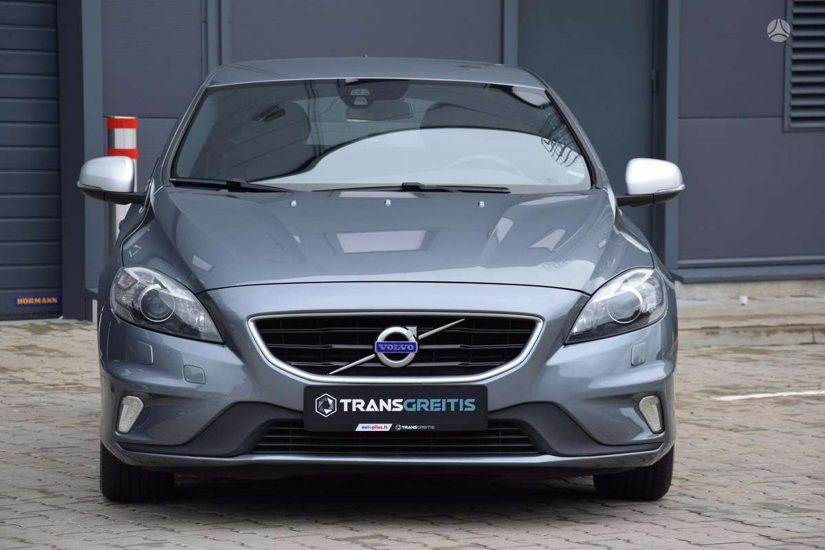 Volvo V40, 2.0 l., Хэтчбек