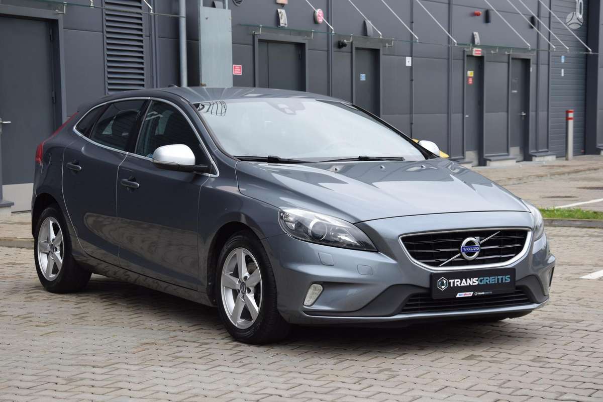 Volvo V40, 2.0 l., Хэтчбек