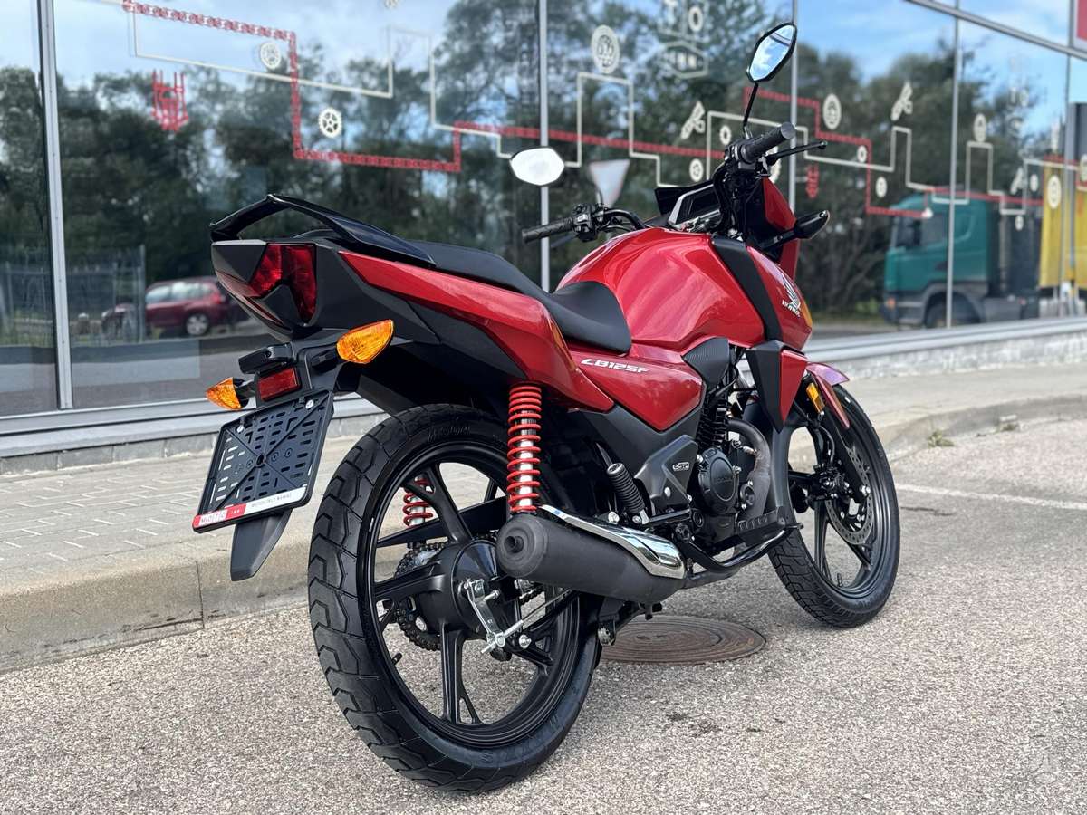 Honda CB 125cc, street / classic