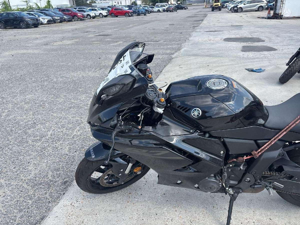 Yamaha R7, superbikes
