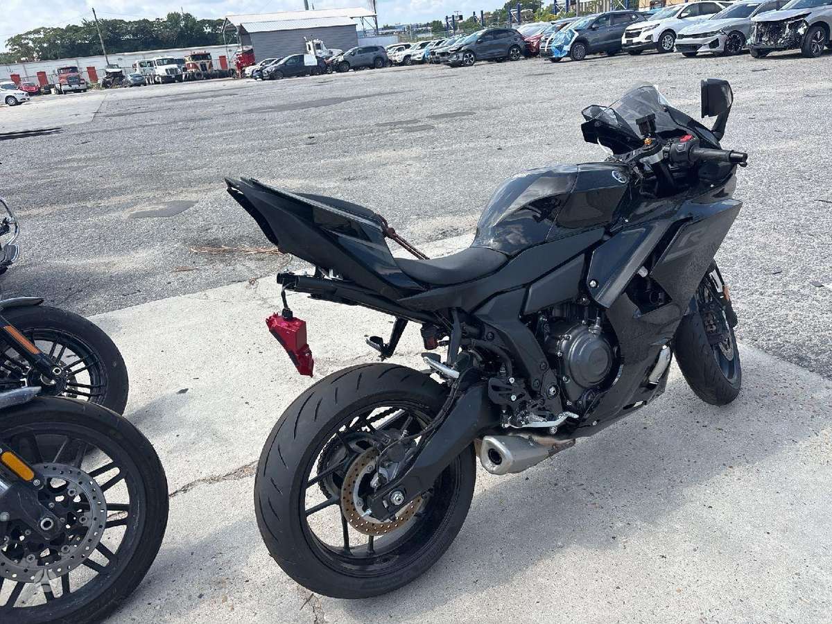 Yamaha R7, superbikes
