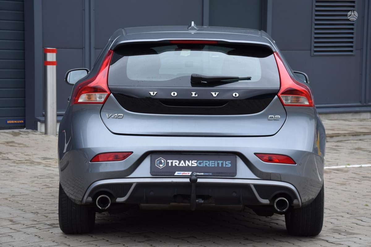 Volvo V40, 2.0 l., Хэтчбек