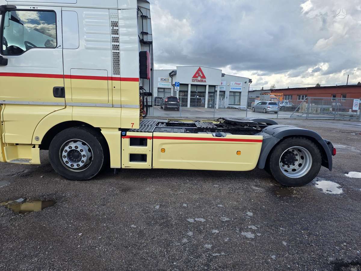 MAN TGX, 2 спальных места