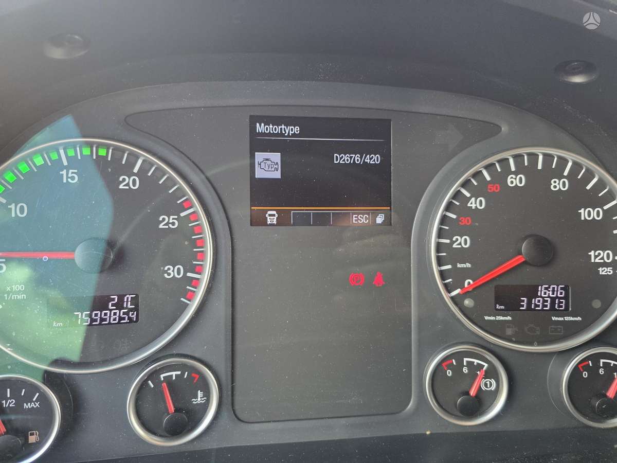 MAN TGX, 2 спальных места