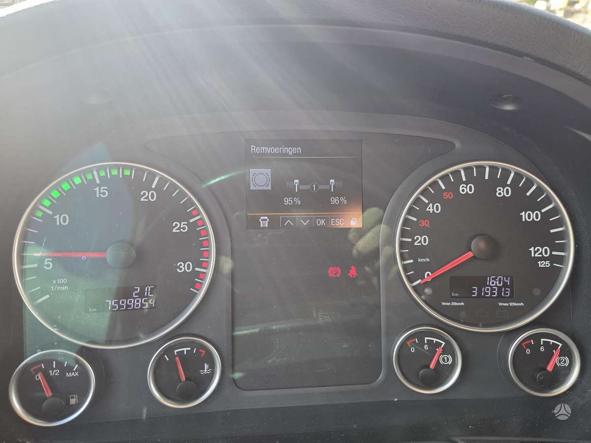 MAN TGX, 2 спальных места