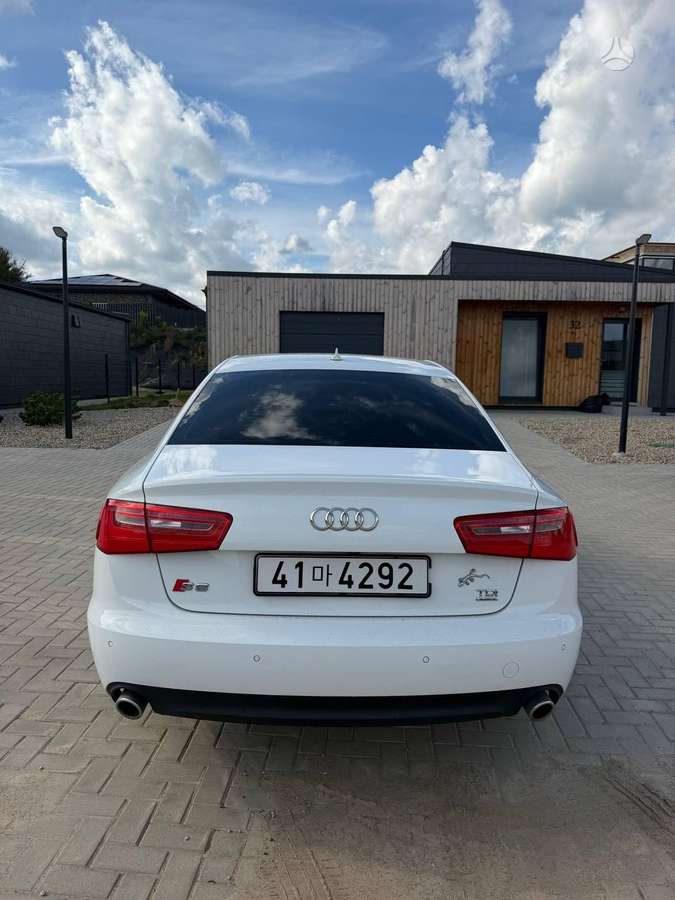 Audi A6, 3.0 l., Седан