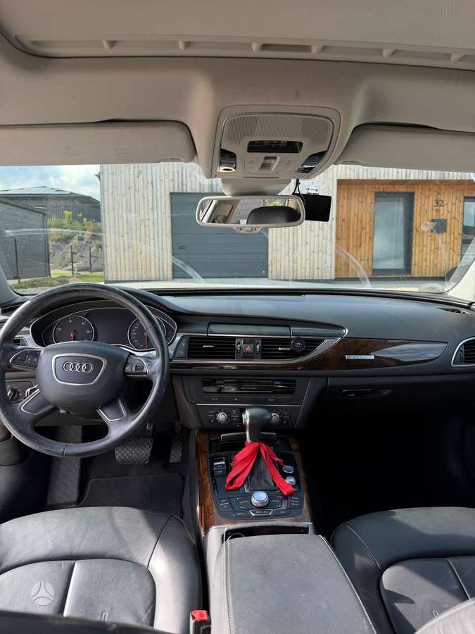 Audi A6, 3.0 l., Седан