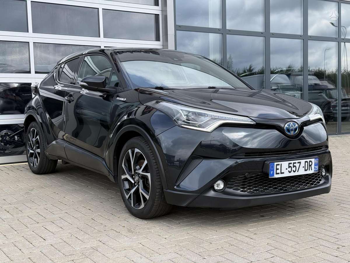 Toyota C-HR - 4