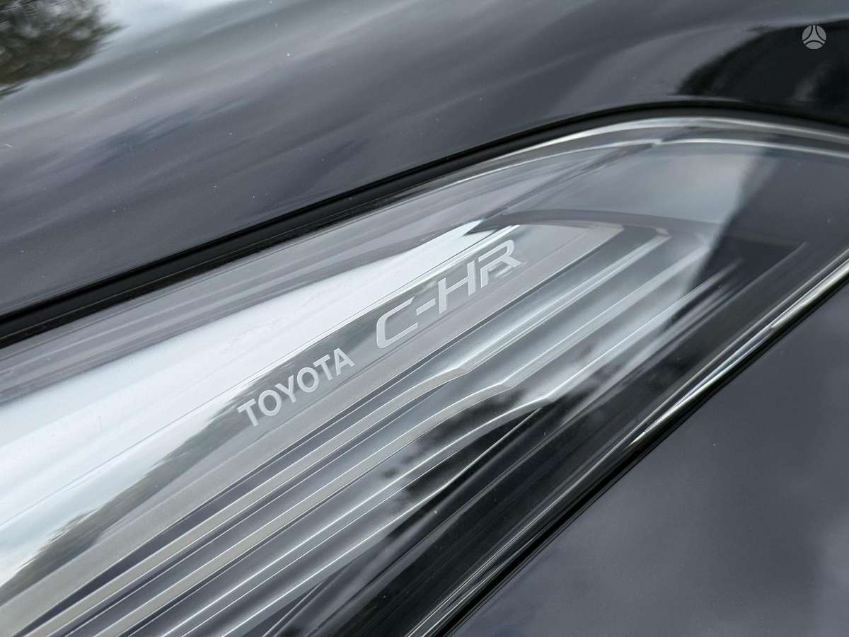 Toyota C-HR - 9