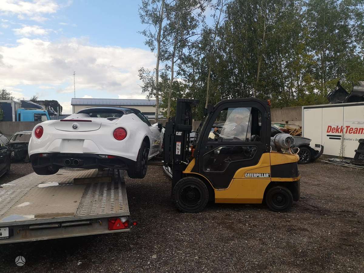 Caterpillar GP30N, вилочные погрузчики