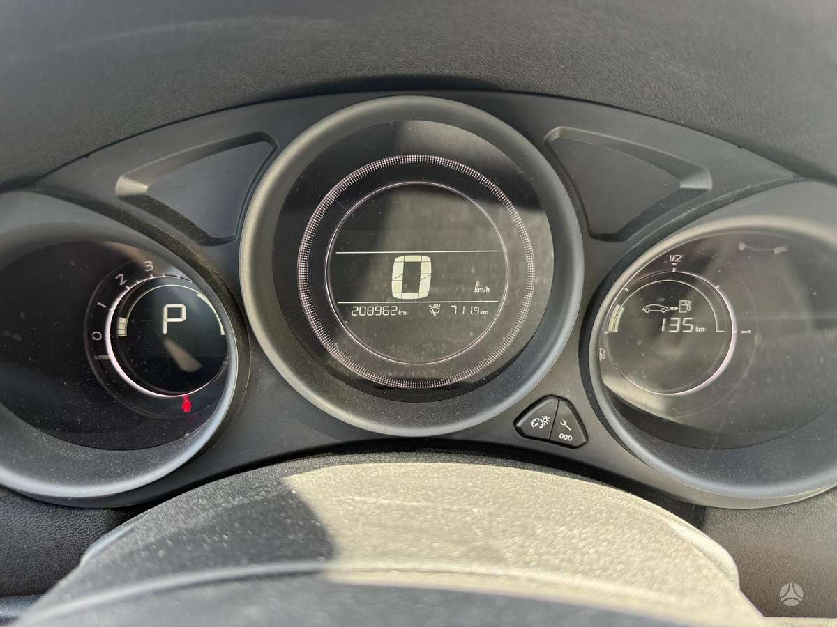 Citroen C4, 1.6 l., Хэтчбек