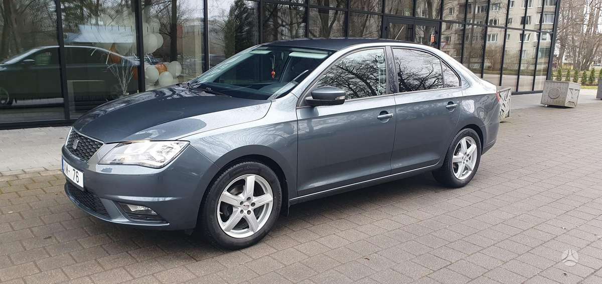 Seat Toledo, Седан
