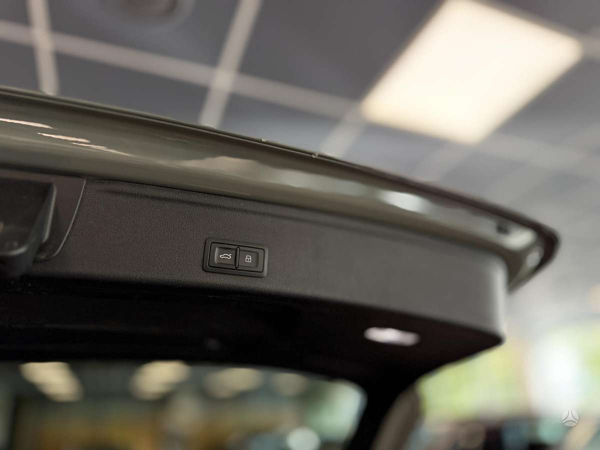 Audi A4, 3.0 l., universalas