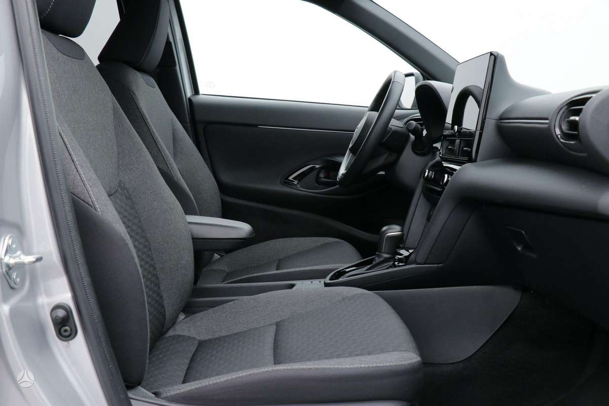 Toyota Yaris Cross - 8