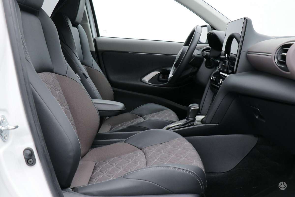 Toyota Yaris Cross - 9