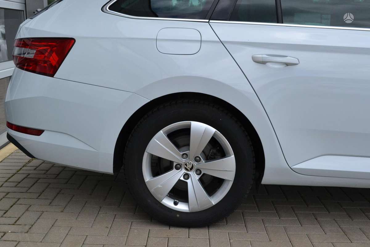 Skoda Superb, 2.0 l., Универсал