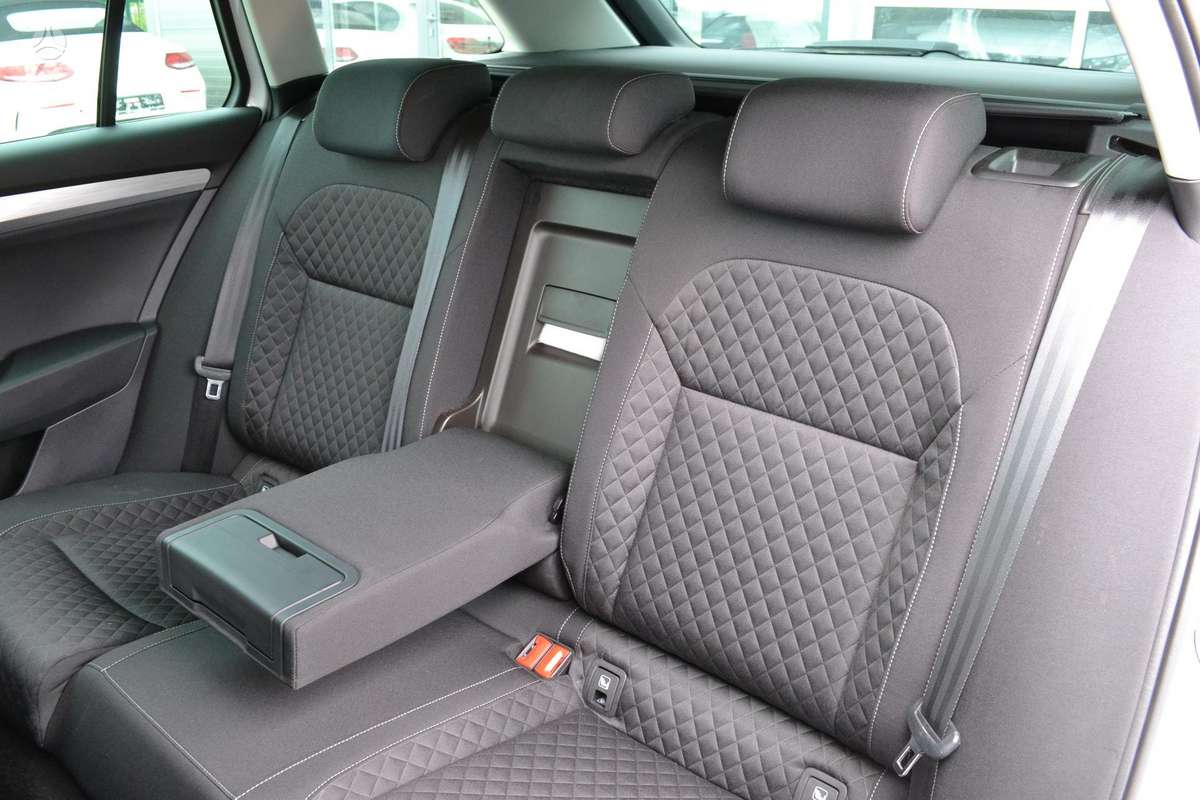 Skoda Superb, 2.0 l., Универсал