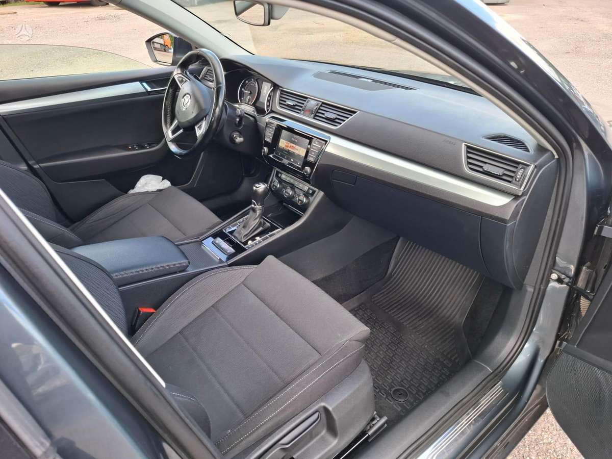 Skoda Superb, 2.0 l., wagon