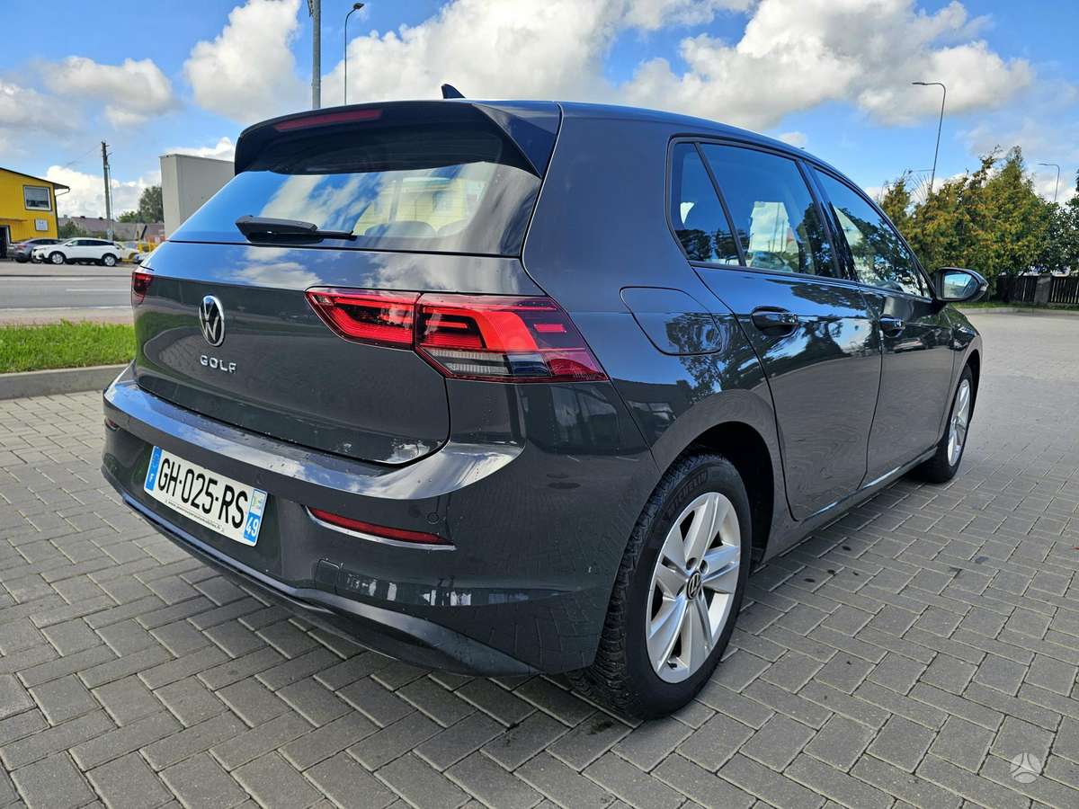 Volkswagen Golf - 6