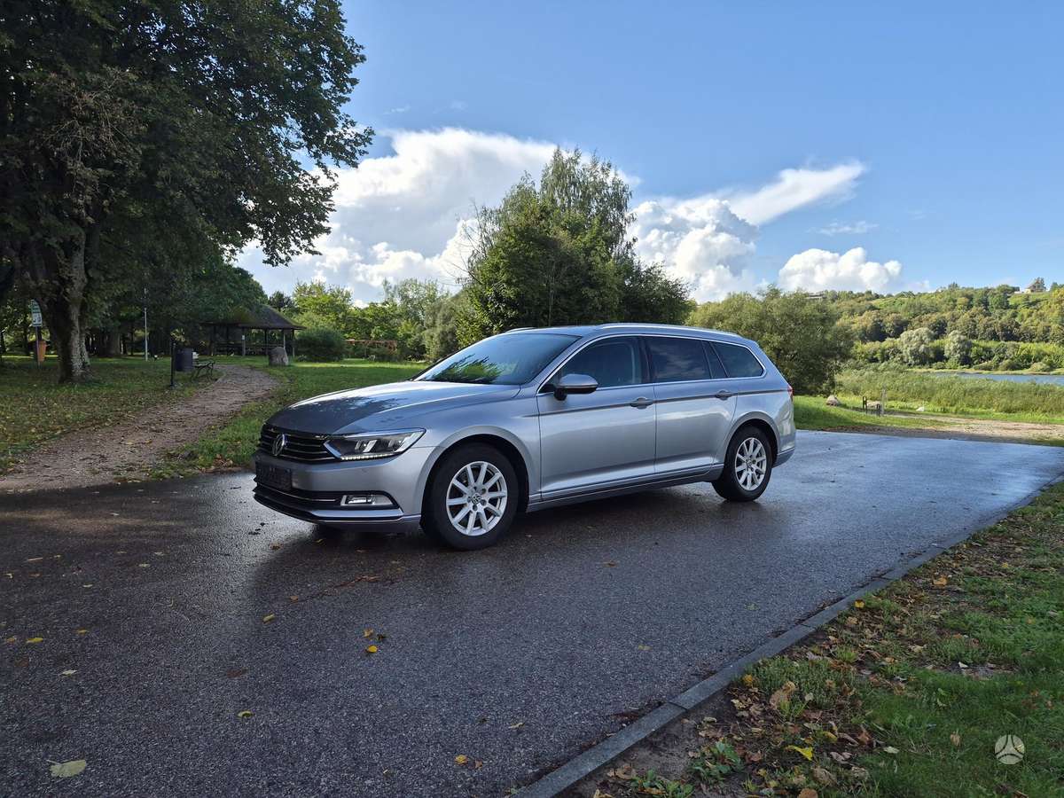 Volkswagen Passat - 4