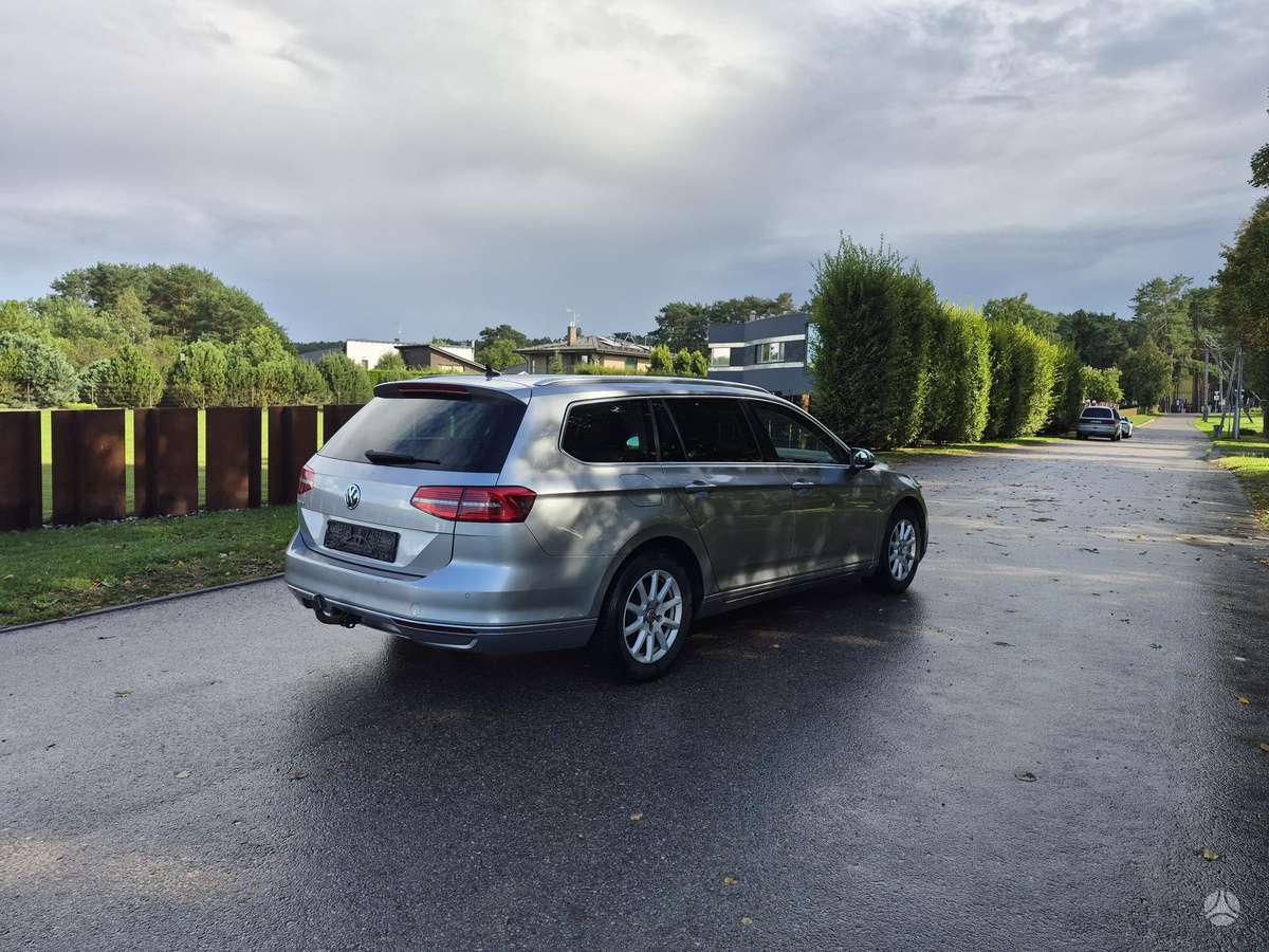 Volkswagen Passat - 8