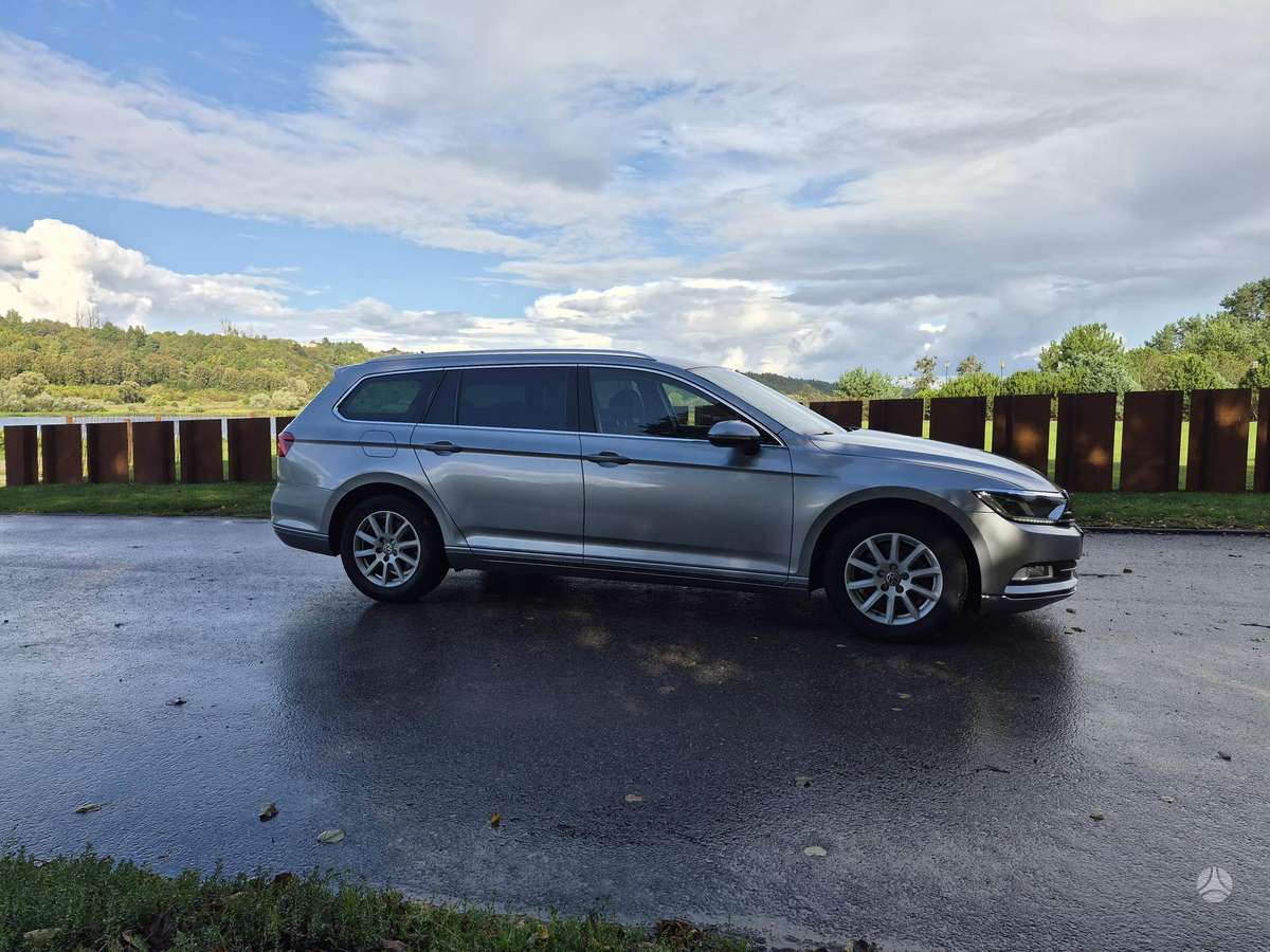 Volkswagen Passat - 10