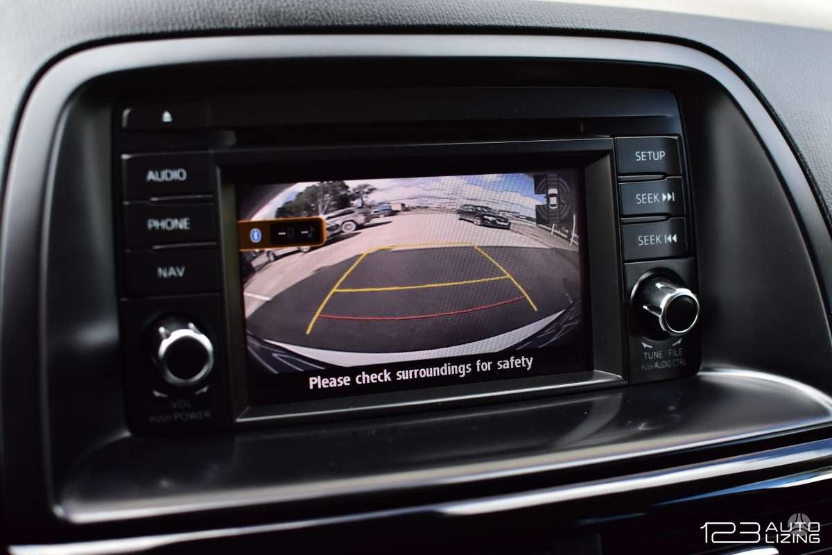 Mazda CX-5, 2.2 l., off-road / crossover