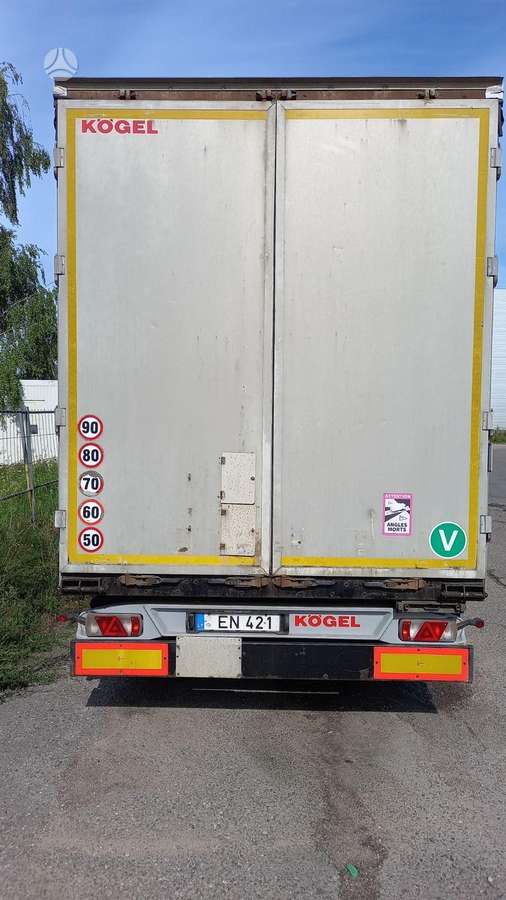 Kögel SNCO24, užuolaidinės / tentinės